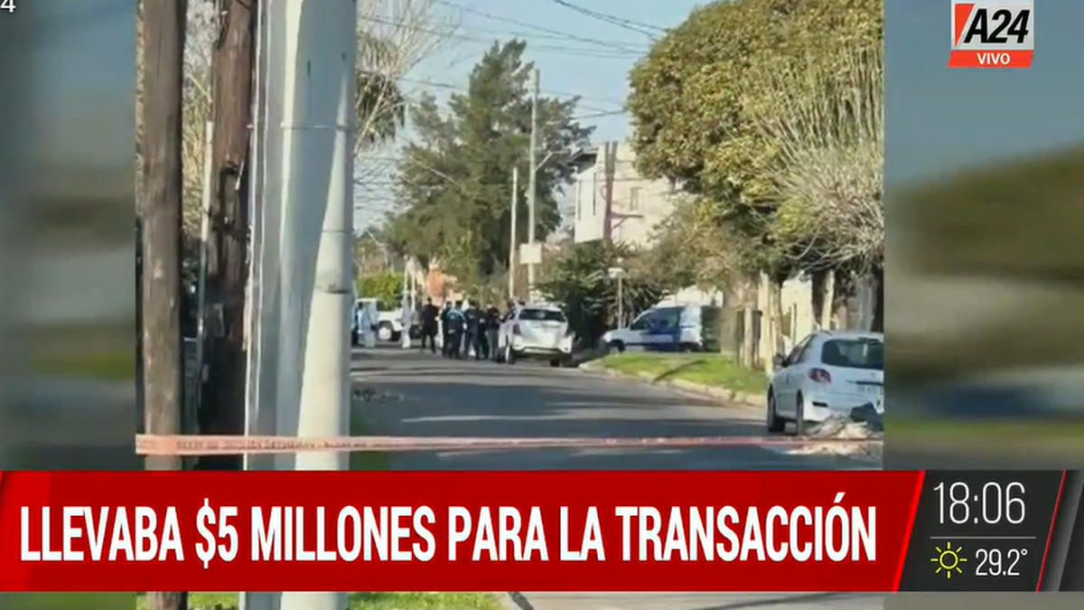 Engañaron a los compradores por las redes sociales y le robaron y mataron a un hombre delante de su familia. (Foto: captura A24)