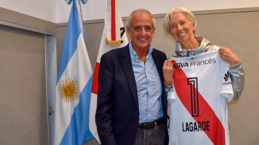 La jefa del FMI, Christine Lagarde, visitó el Monumental