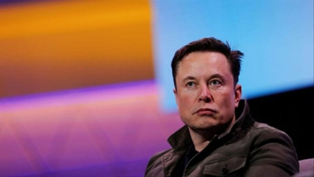 Demandan a Elon Musk por arrepentirse de comprar Twitter: Montó un espectáculo público