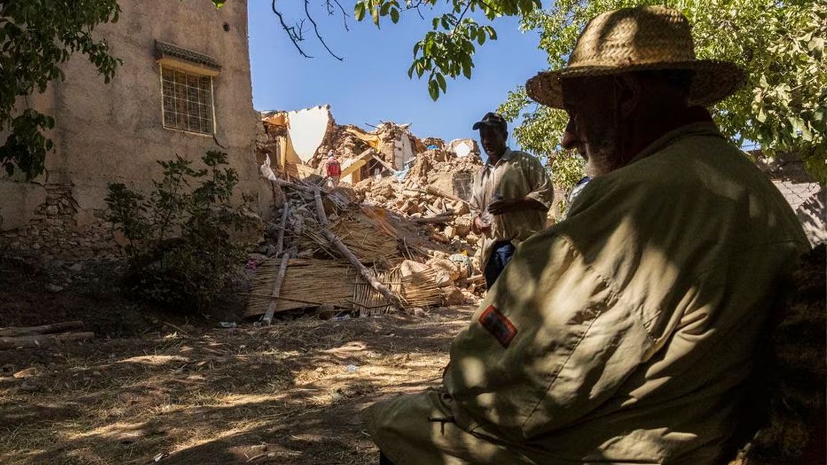 Ahmet, de 80 años, sobrevivió al terremoto gracias a un inesperado suceso en su huerta. (Foto: Gentileza El País)