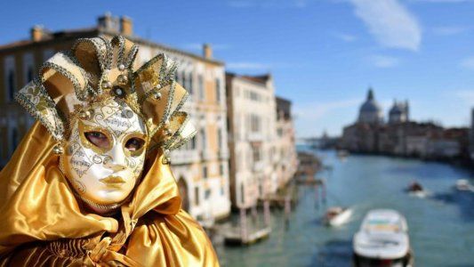 Por la propagación del coronavirus, Italia canceló el carnaval de Venecia
