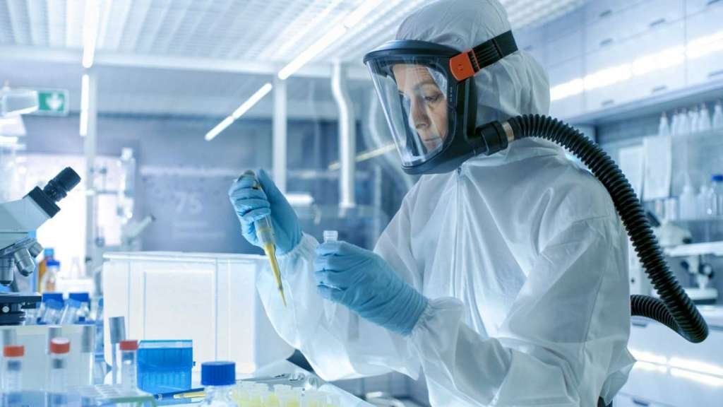 ¿El coronavirus fue creado en un laboratorio? Qué dijo el virólogo que descubrió el VIH