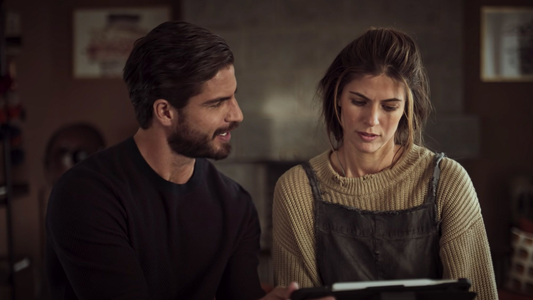 La comedia romántica de Netflix que te hará llorar sin parar