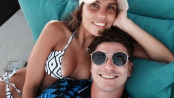 Las románticas vacaciones de Julián Álvarez con su novia mientras define su futuro