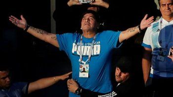 Así festejó Maradona el golazo de Messi