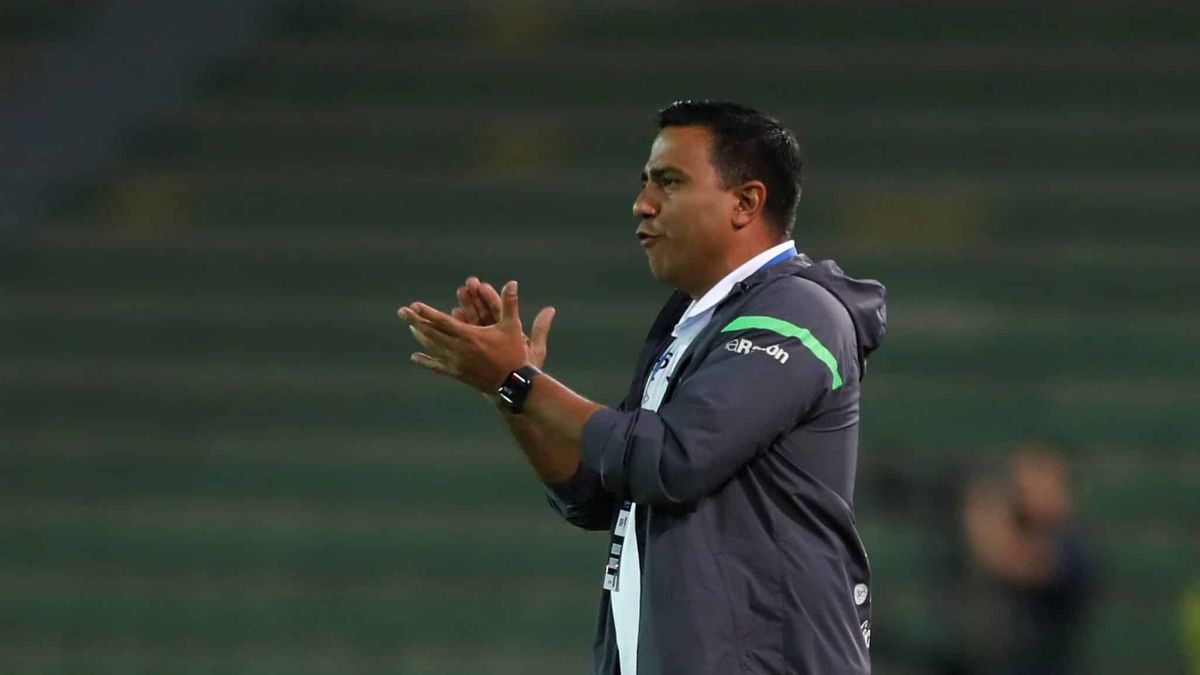 ¡Insólito! La selección sudamericana que busca entrenador por casting para reemplazar a César Farías.&nbsp;