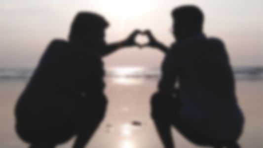 Qué conductor afirmó: Tuve mujeres que me dieron placer y me enamoré de un hombre