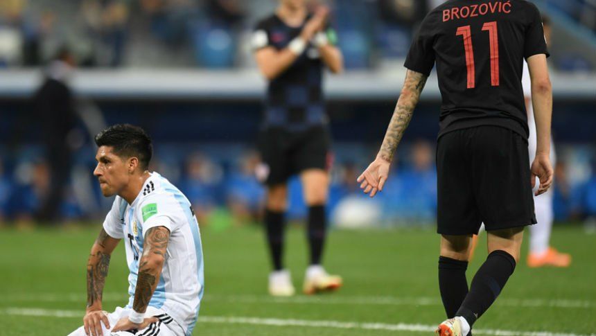 El tweet de Centurión durante el  Mundial que hizo reaccionar a Enzo Pérez y generó el escándalo