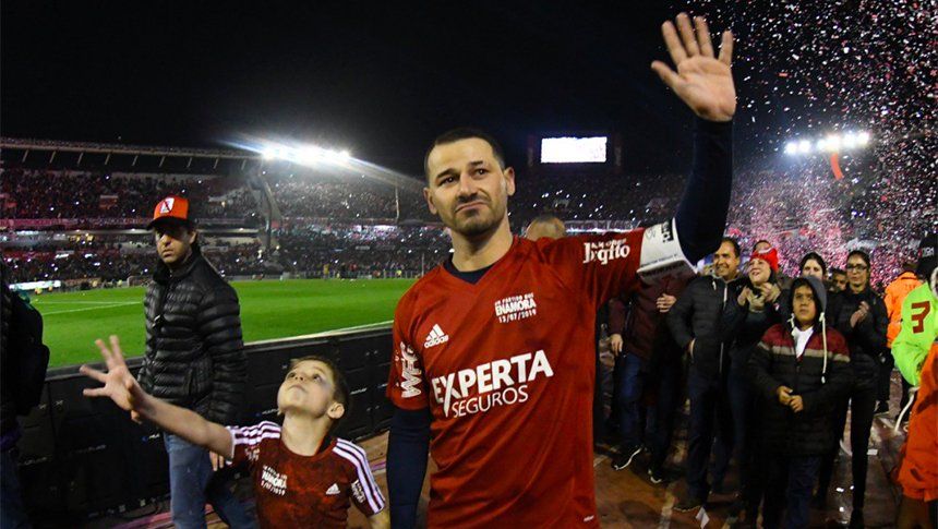 Mora tuvo su despedida de River en el Monumental a pura emoción: Lo que hagan en la vida, háganlo con amor
