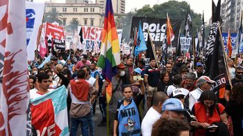 La marcha de la Unidad Piquetera llega este jueves a la Ciudad de Buenos Aires. (Télam)
