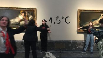 Video | Siguen los ataques contra el arte: el momento que ecologistas protestan en el Museo del Prado en Madrid