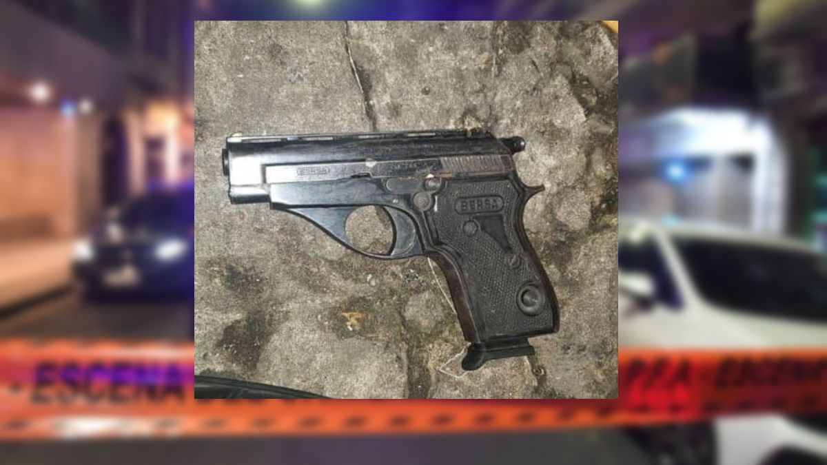 Los familiares del dueño original de la pistola usado en el atentado a Cristina Kirchnere quedaron demorados (Foto: Télam).