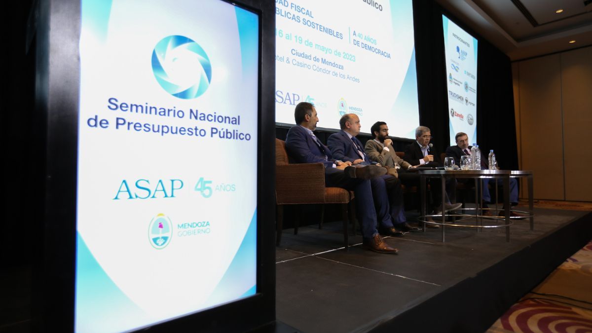 Apertura del Seminario Nacional sobre Presupuesto Público organizado por la Asociación Argentina de Presupuesto y Administración Financiera Pública y el Gobierno de Mendoza. (Foto ASAP)