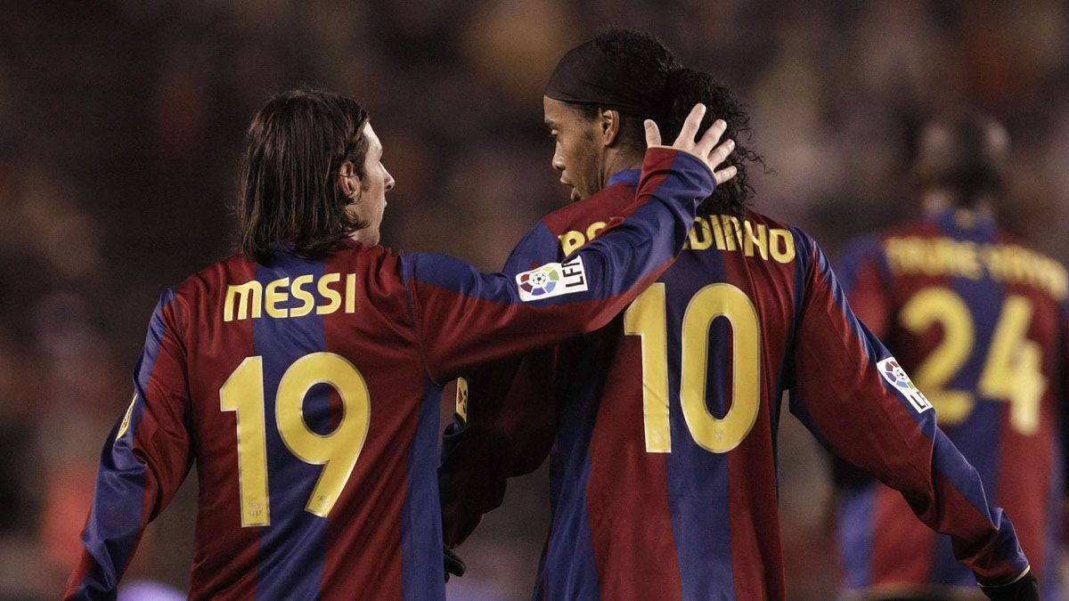 Messi y Ronaldinho compartieron cuatro años en Barcelona.