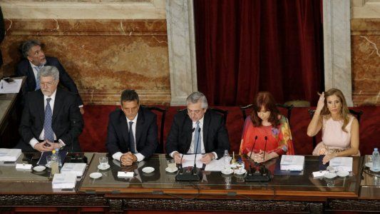 Alberto habla ante la Asamblea Legislativa: entre el balance de la pandemia, los proyectos económicos y la búsqueda de retomar el centro