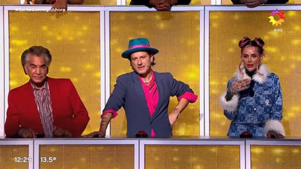 Cande Tinelli y Coti Sorokin, juntos hasta en la tribuna de Canta Conmigo Ahora (El Trece).&nbsp;