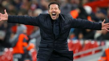 Simeone, extasiado tras el gol de Lodi.