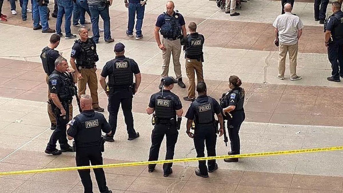 Dos nuevos tiroteos dejaron al menos cinco muertos el jueves en Estados Unidos.