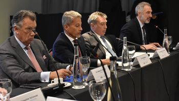 Los Jueces de la Cámara Nacional Electoral convocaron a la firma del Compromiso Ético Digital para evitar campañas de fake news y desinformación de cara a las elecciones legislativas del 26 de octubre. Foto CNE. 