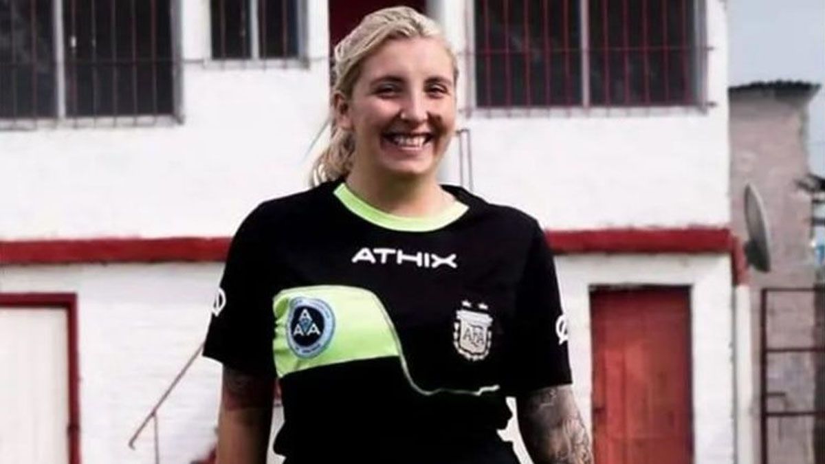 Dalma Magali Cortaldi fue golpeada por un futbolista en medio de un partido.&nbsp;