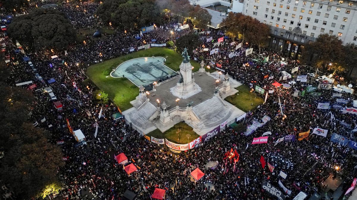 Según la Asociación Civil La Casa del Encuentro, entre el 3 de junio de 2015 y el 27 de mayo de 2026 ocurrió un femicidio cada 31 horas. (Foto: Reuters/Cristina Sille)