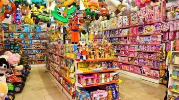 Cayeron las ventas de juguetes para Navidad:. Cayeron las ventas de juguetes para Navidad:.