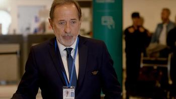 Guillermo Francella saca a la luz oscuros negocios de la AFI y ministros con valijas