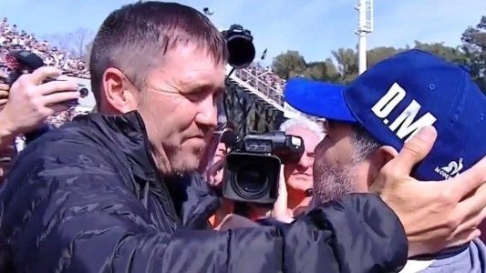 El Chacho Coudet le respondió a Maradona: No le presté atención al banco rival