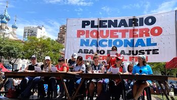 Contra el ajuste: Unidad Piquetera se moviliza por primera vez tras el triunfo de Javier Milei