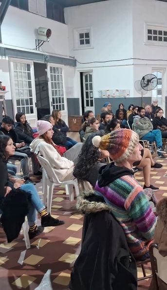 Recitales poéticos: la explosión literaria en Escobar