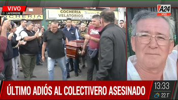El último adiós a Daniel Barrientos, el colectivero asesinado en La Matanza. El último adiós a Daniel Barrientos, el colectivero asesinado en La Matanza.