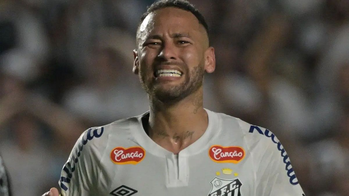 Neymar fue titular en Santos y recibió duras críticas por su rendimiento: No...