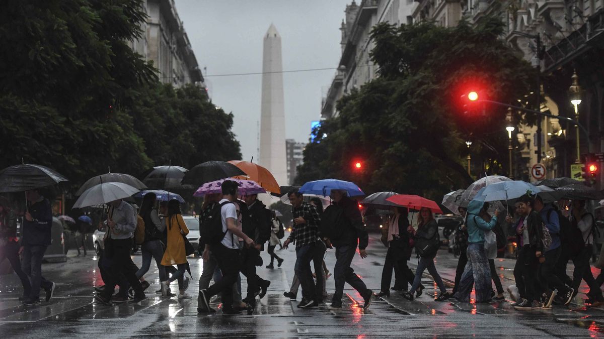 Vuelven las tormentas al AMBA: a qué hora llegan y cómo seguirá el tiempo