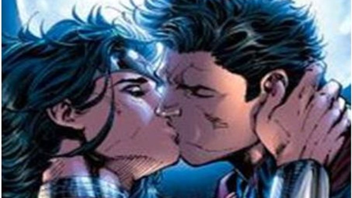 Superman, de romance con la Mujer Maravilla