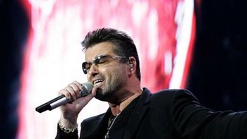 George Michael: fiestas y drogas habrían acompañado al artista hasta su muerte