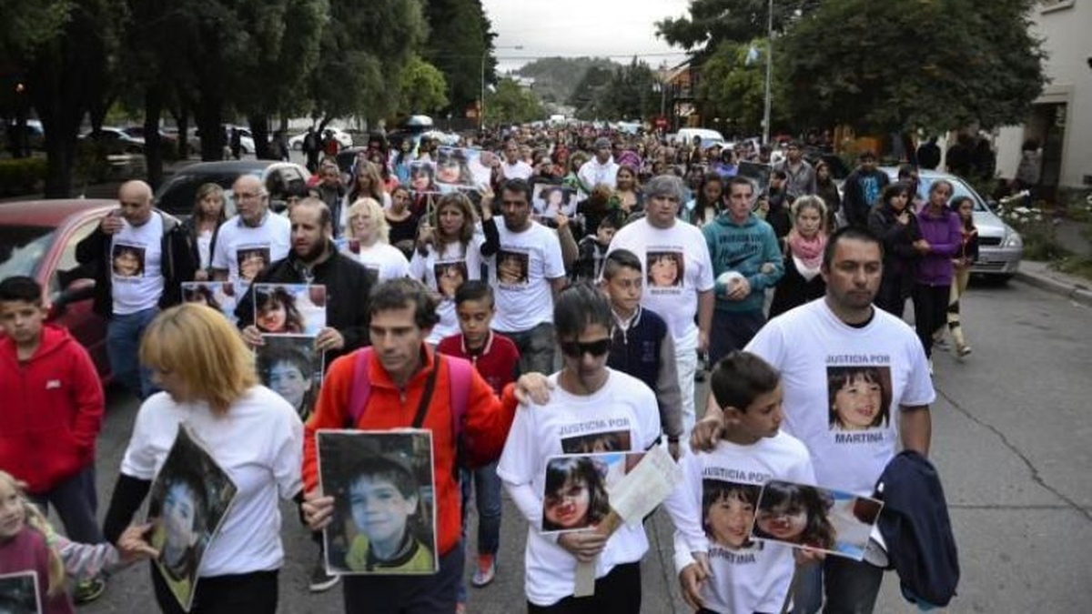 La familia de Mat&iacute;as Mercanti y Martina Sep&uacute;lveda, de siete y tres a&ntilde;os respectivamente, pide justicia.