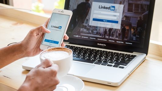 PyMES: ¿cómo mejorar tu perfil para hacer negocios en LinkedIn?