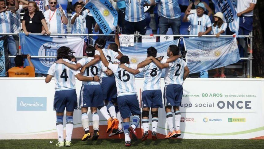 Los Murciélagos vencieron a Inglaterra y son semifinalistas del Mundial de fútbol para ciegos