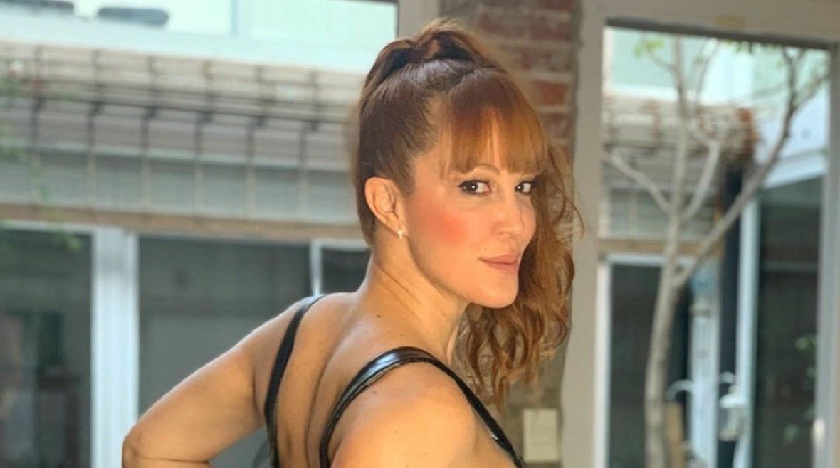 A los 40 años Miriam Lanzoni bailó muy sexy en ropa interior