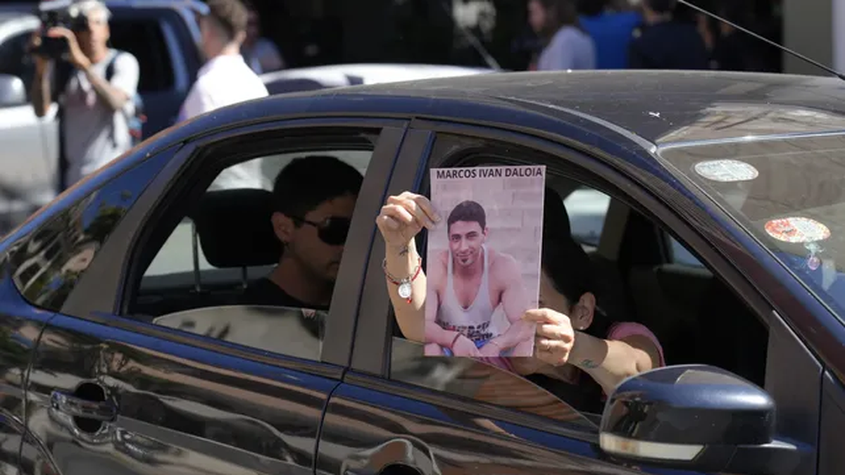 Una foto del chofer Marcos Daloia el d&iacute;a se su sepultura. (Foto: La Capital)