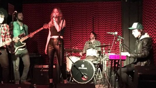 Geraldine Neumann, del modelaje al mundo del rock