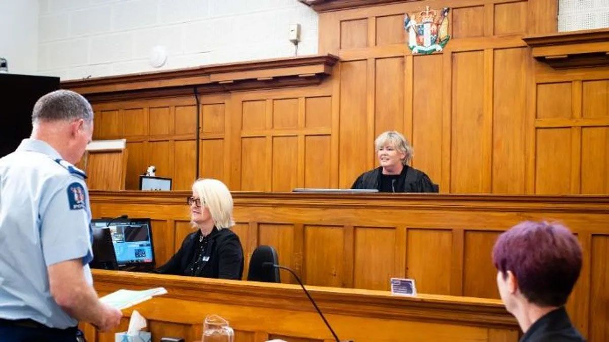 La justicia de Auckland retiró de manera transitoria la patria potestad de padres 