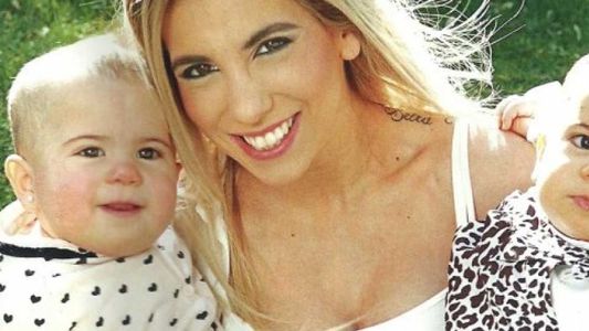 El divertido video de Cinthia Fernández y sus gemelas: se burlan de su mamá en la calle