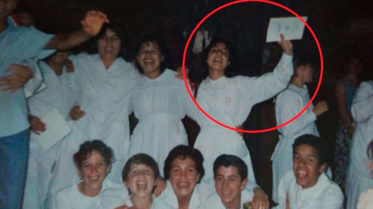 En las redes: se viralizaron fotos de Fabiola Yañez, la mujer de Alberto Fernández, en su época escolar.