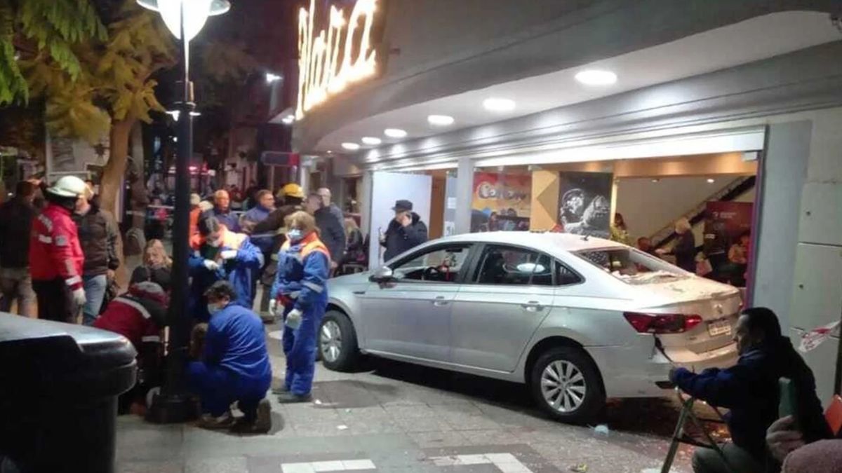 Soledad Silveyra y Verónica Llinás: habló el hombre de 62 años que atropelló a 23 personas en la puerta del teatro