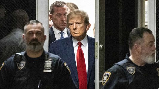 El discurso de persecución de Donald Trump y la insólita medida de la CNN