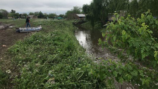 Encontraron muerto a un adolescente que se tiró a nadar durante la tormenta
