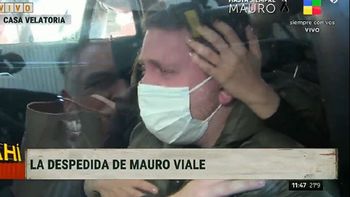 El último adiós a Mauro Viale: el dolor de Jony en el cortejo fúnebre