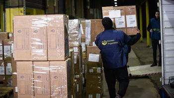 El Gobierno oficializó la desregulación completa del servicio de correo postal