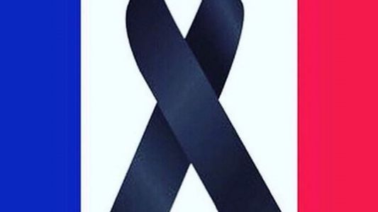 Los famosos lamentaron el terrible atentado en París